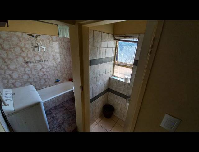 3 BEDROOM HOUSE FOR SALE IN DANVILLE
